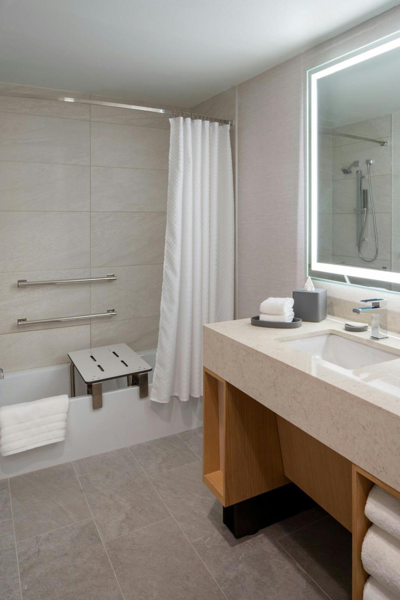 Hotel The Westin Houston Medical Center - Museum District Esterno foto